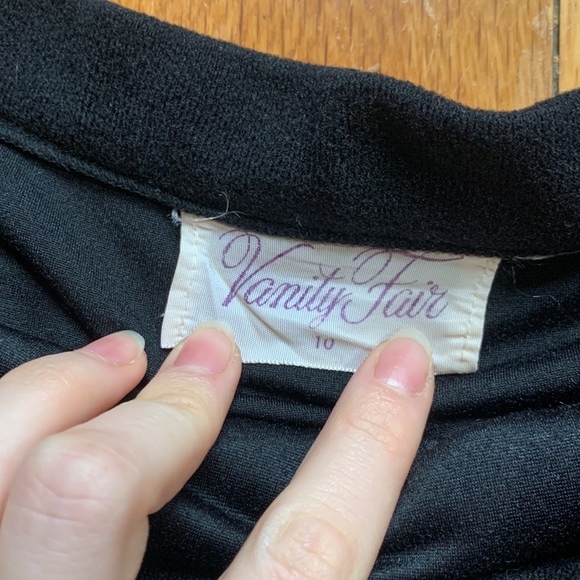 Vanity Fair vintage velvet black skirt - Picture 3 of 4